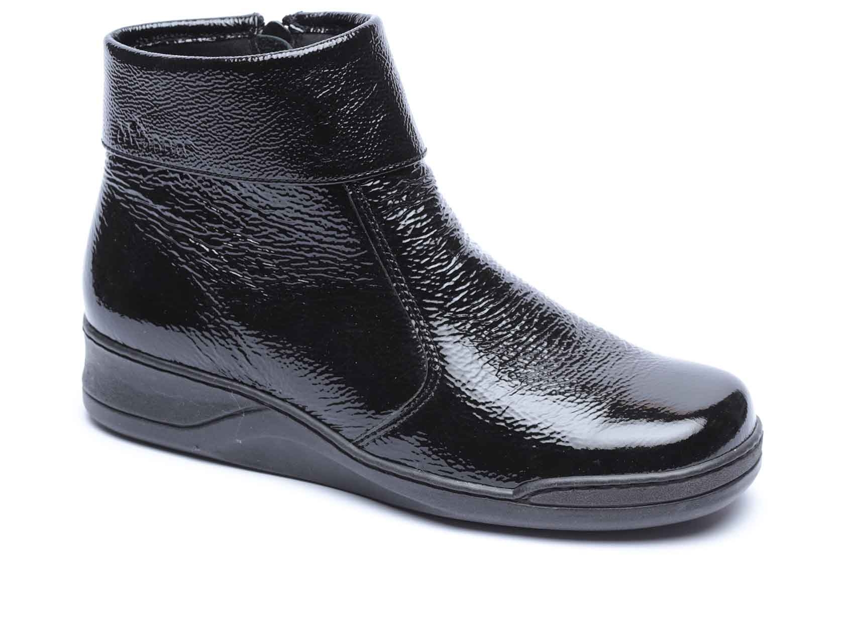 מגפונים לנשים בצבע שחור מבריק- נעלי נוחות קריסטל