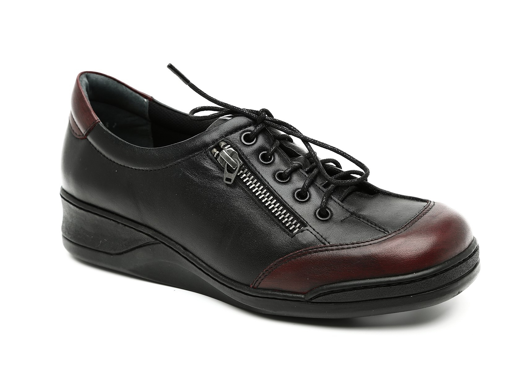נעלי נוחות סגורות אביגיל - שחורות פס בורדו